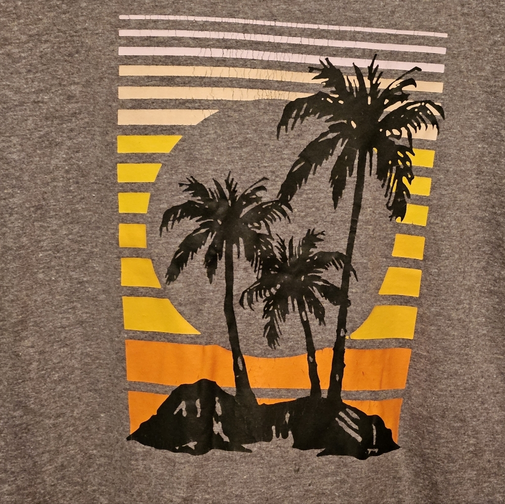Instant Message Graphic Tee - Picture 2 of 4